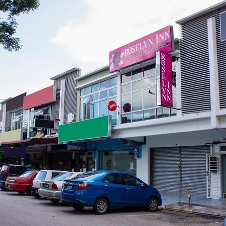 Oyo 90090 Roselyn Inn 2 Pasir Gudang Exteriér fotografie