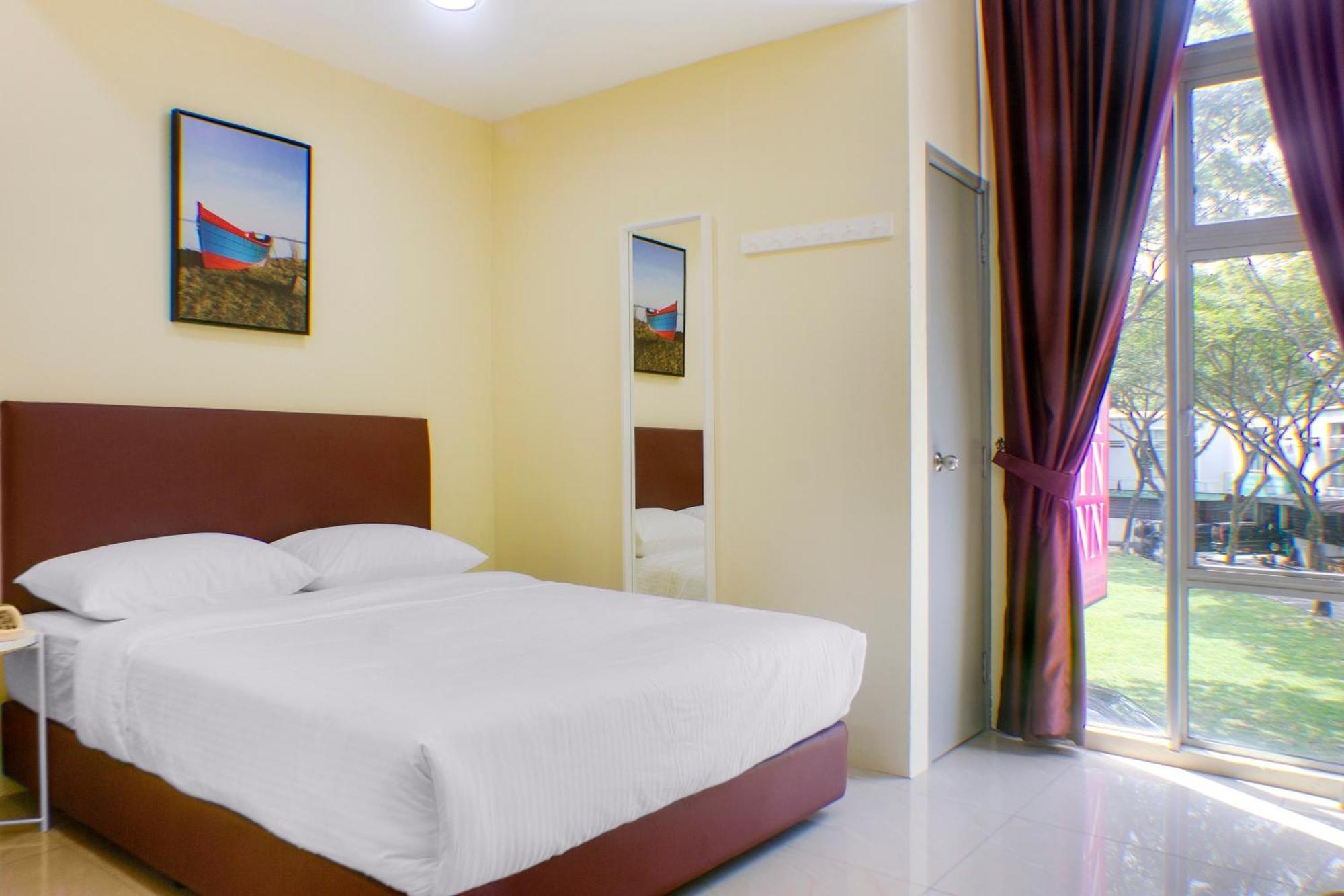 Oyo 90090 Roselyn Inn 2 Pasir Gudang Exteriér fotografie