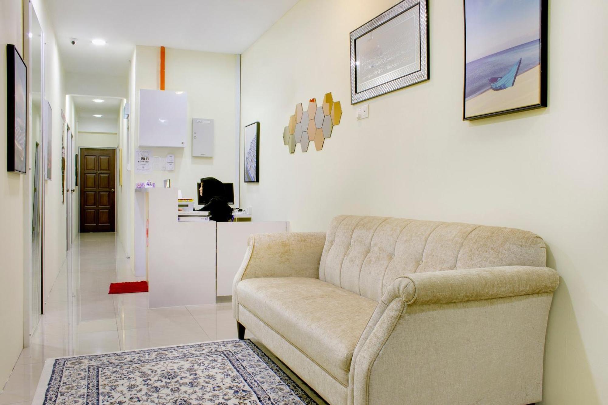 Oyo 90090 Roselyn Inn 2 Pasir Gudang Exteriér fotografie