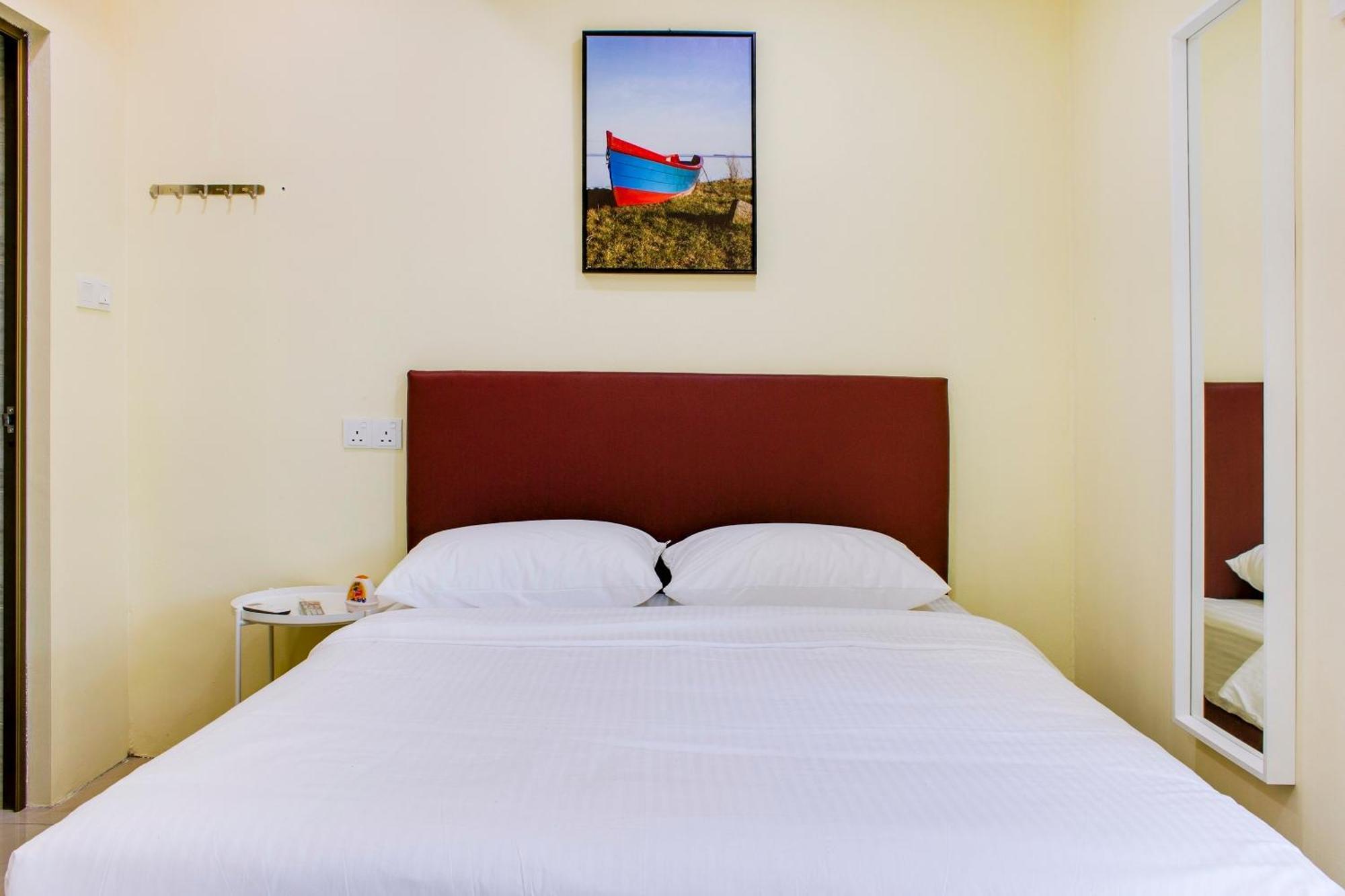 Oyo 90090 Roselyn Inn 2 Pasir Gudang Exteriér fotografie
