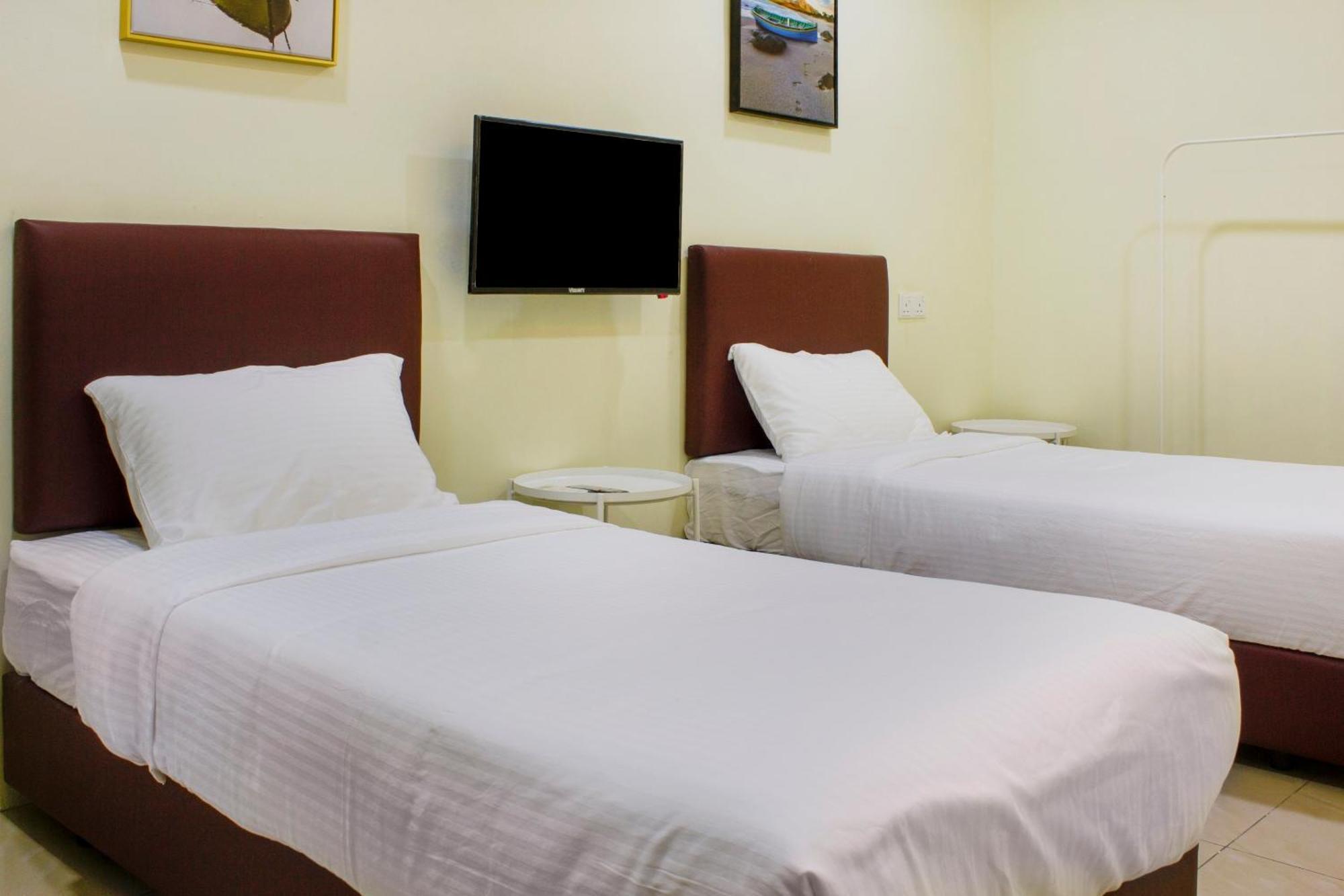 Oyo 90090 Roselyn Inn 2 Pasir Gudang Exteriér fotografie